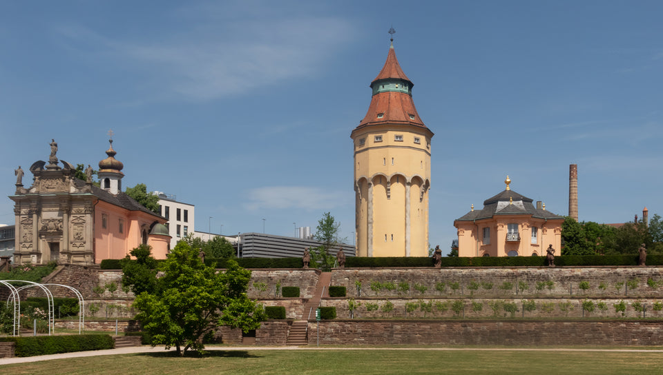 Rastatt: Wasserturm und Pagodenburg